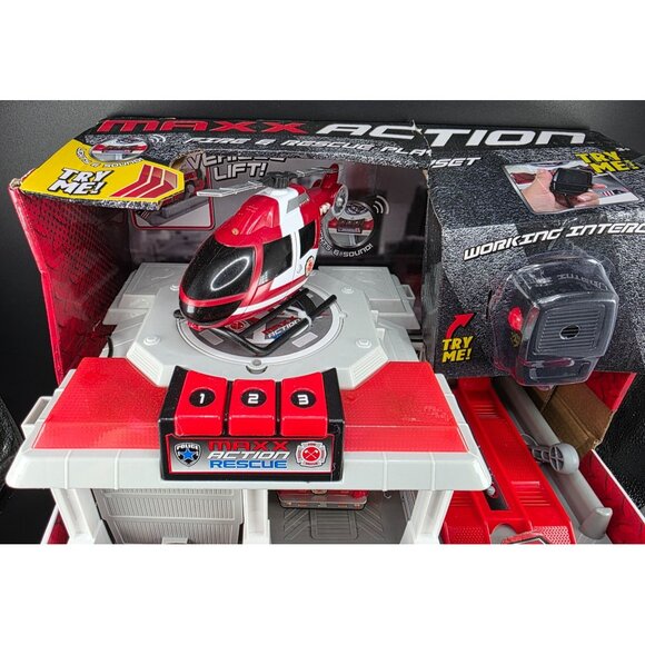 Maxx Action Fire & Rescue Play Set , Lights & Sounds, Toy Vehicles - Picture 2 of 7